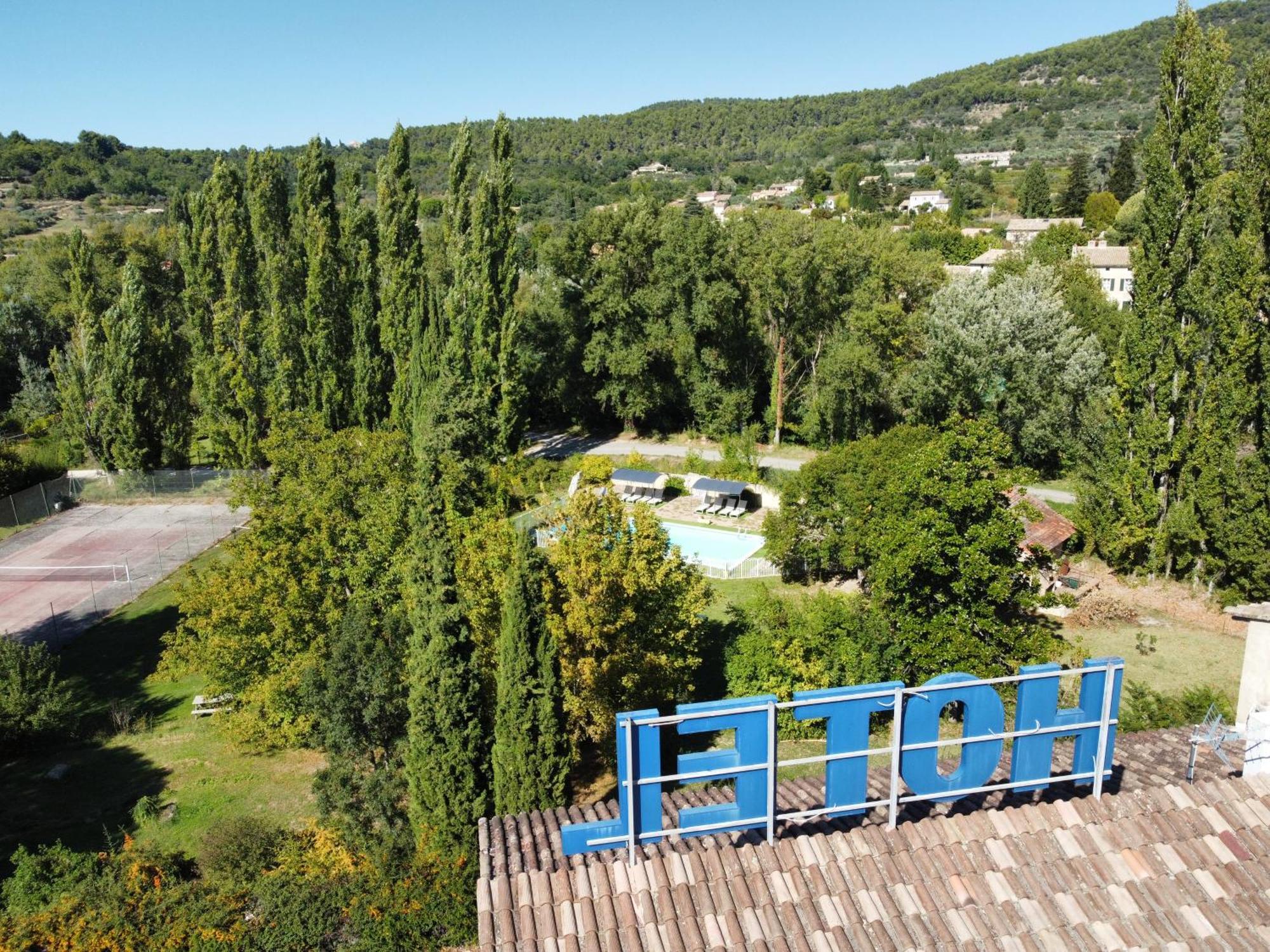 Logis Le Saint Marc Hotel 3*