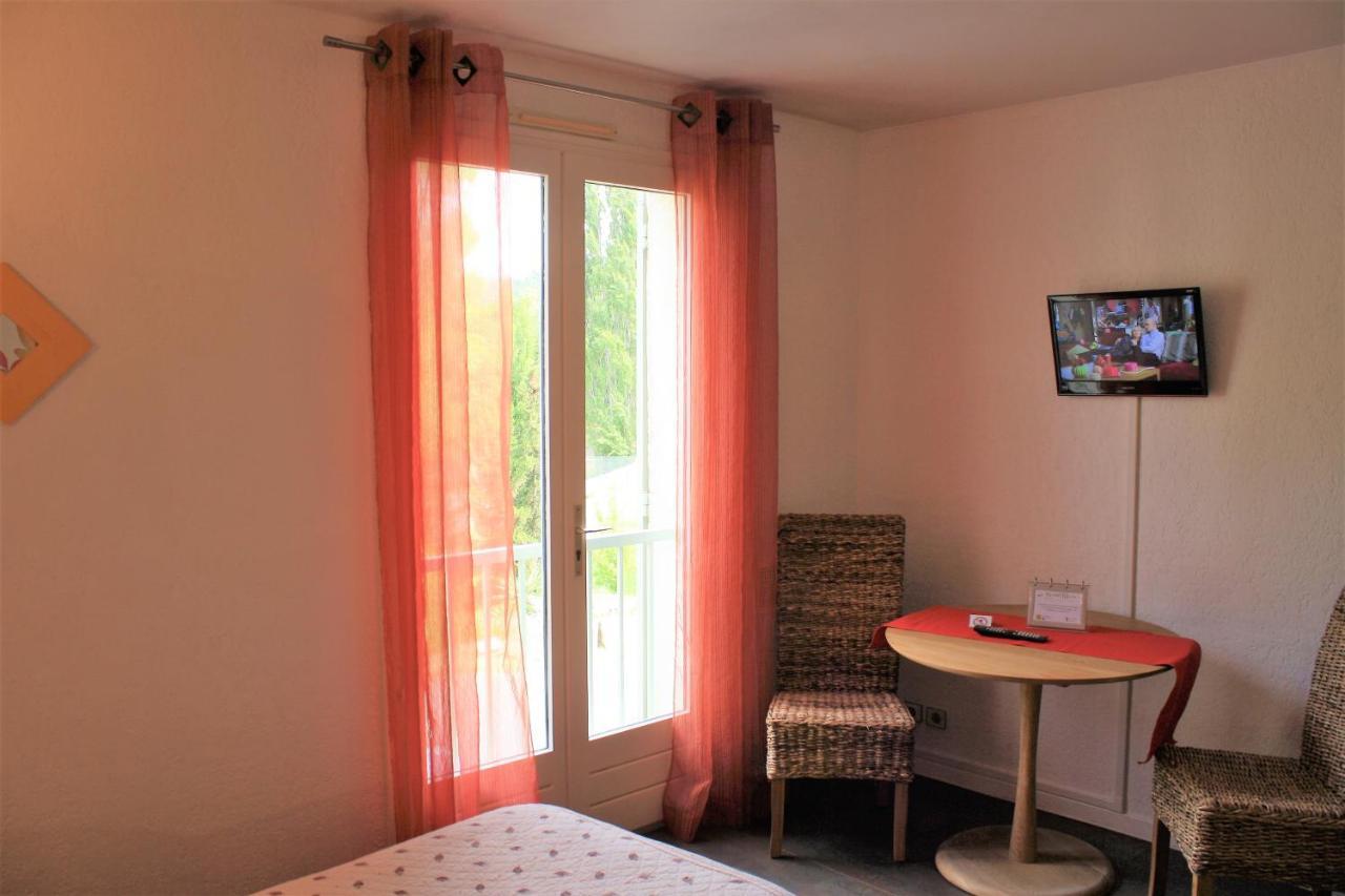 Logis Le Saint Marc Hotel 3*